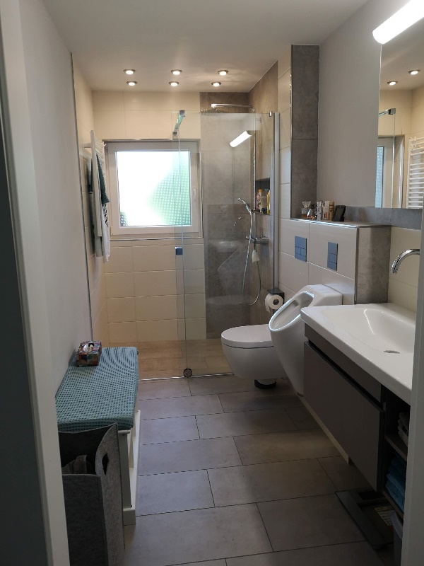 Badezimmer Komplettsanierung &ndash; Nachher: Wohlf&uuml;hloase